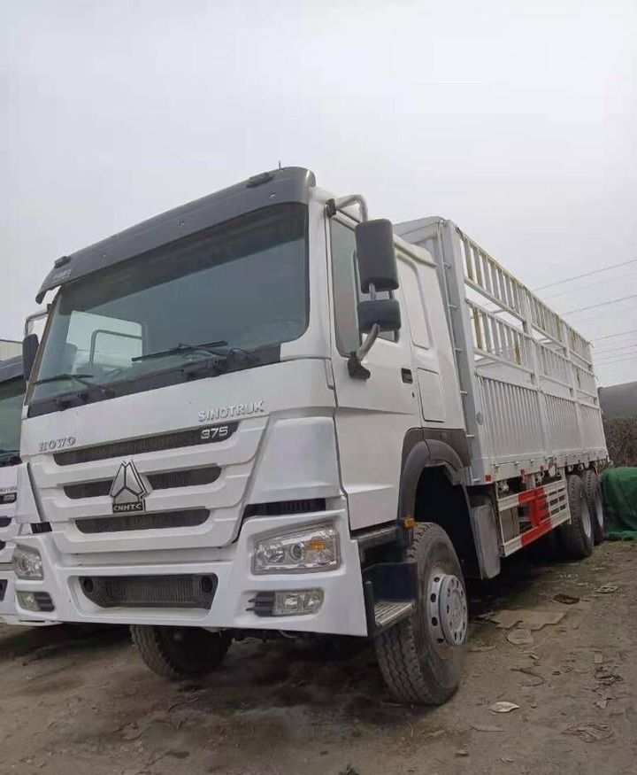 Sinotruk HOWO 6*4 - Flakbil: bild 1 Sinotruk HOWO 6*4 - Flakbil: bild 1
