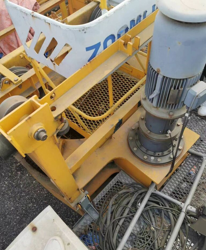 Zoomlion 6513-8 - Tornkran: bild 2 Zoomlion 6513-8 - Tornkran: bild 2