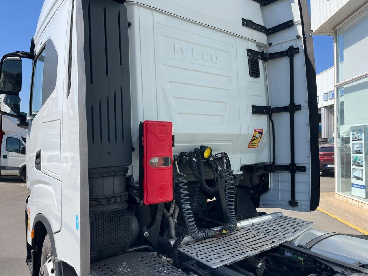 Cabeza Tractora IVECO 460 AUTOMATICO INTARDER ADR - Dragbil: bild 5 Cabeza Tractora IVECO 460 AUTOMATICO INTARDER ADR - Dragbil: bild 5