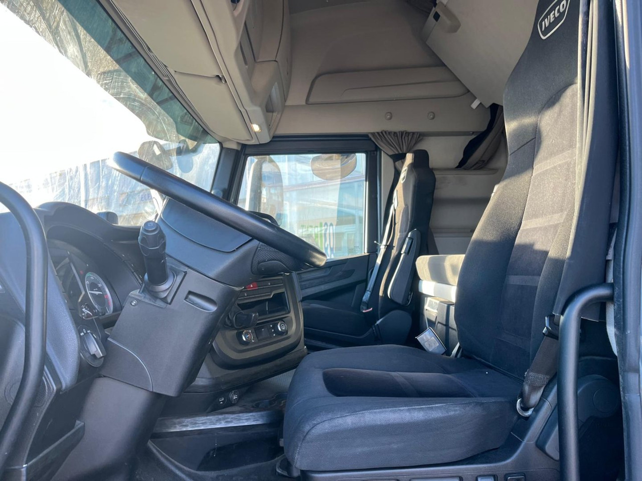 Cabeza Tractora IVECO S-WAY 510 AUTOMATICO CON INTARDER - Dragbil: bild 5 Cabeza Tractora IVECO S-WAY 510 AUTOMATICO CON INTARDER - Dragbil: bild 5