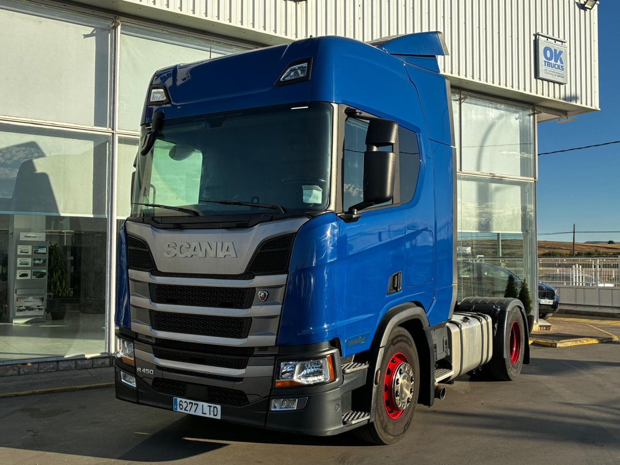 Cabeza Tractora Scania R450 AUTOMATICO-INTARDER - Dragbil: bild 1 Cabeza Tractora Scania R450 AUTOMATICO-INTARDER - Dragbil: bild 1