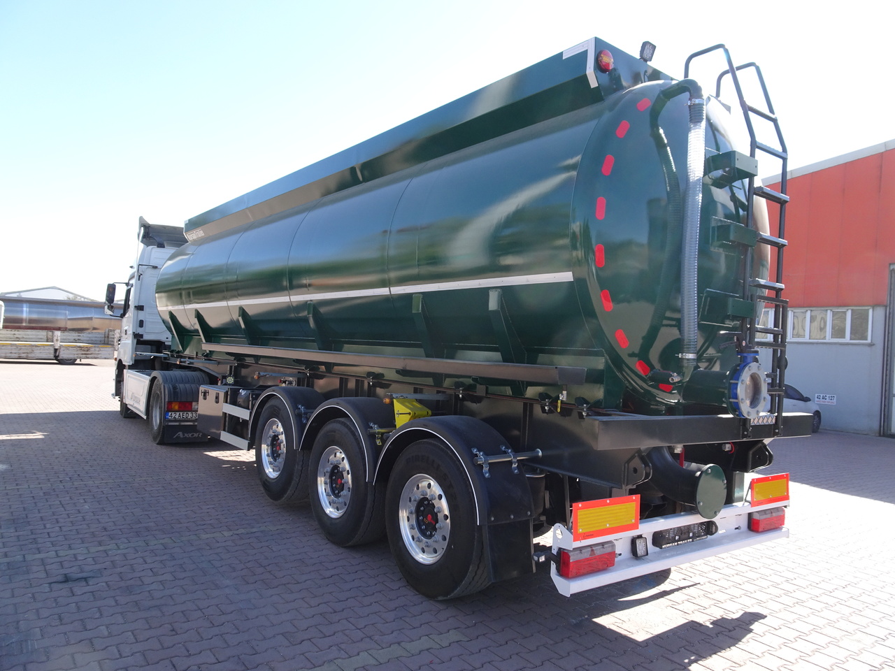 NURSAN Slurry Tanker - Tanktrailer: bild 2 NURSAN Slurry Tanker - Tanktrailer: bild 2