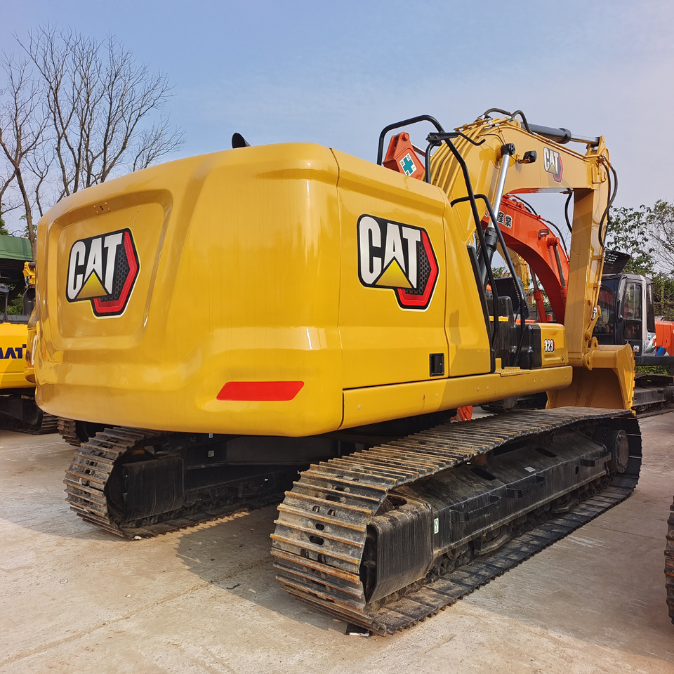 CATERPILLAR 323 CAT NEW GENERATION - Bandgrävare: bild 1 CATERPILLAR 323 CAT NEW GENERATION - Bandgrävare: bild 1