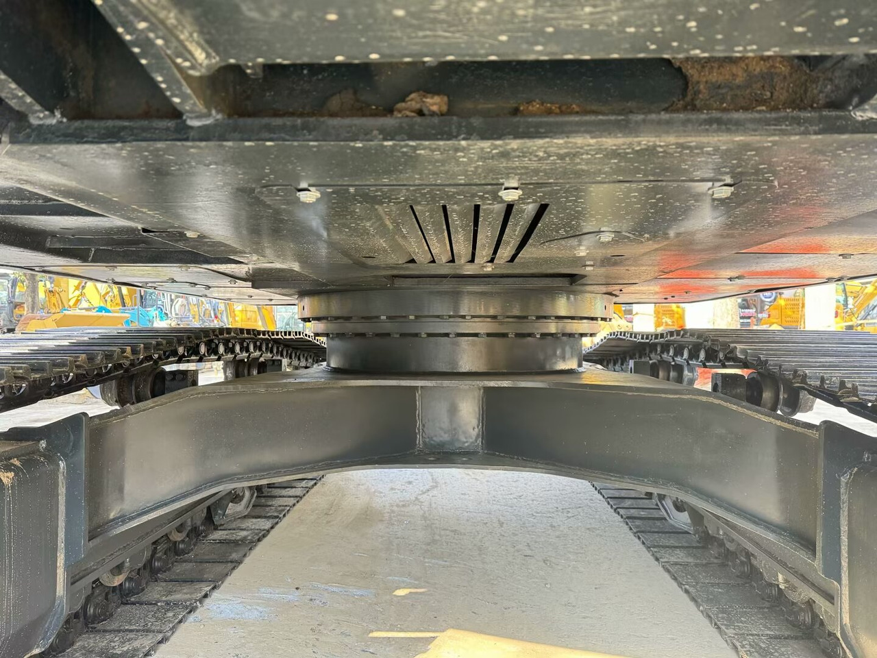 HYUNDAI 220LC-9S 220LC-9T - Bandgrävare: bild 3 HYUNDAI 220LC-9S 220LC-9T - Bandgrävare: bild 3