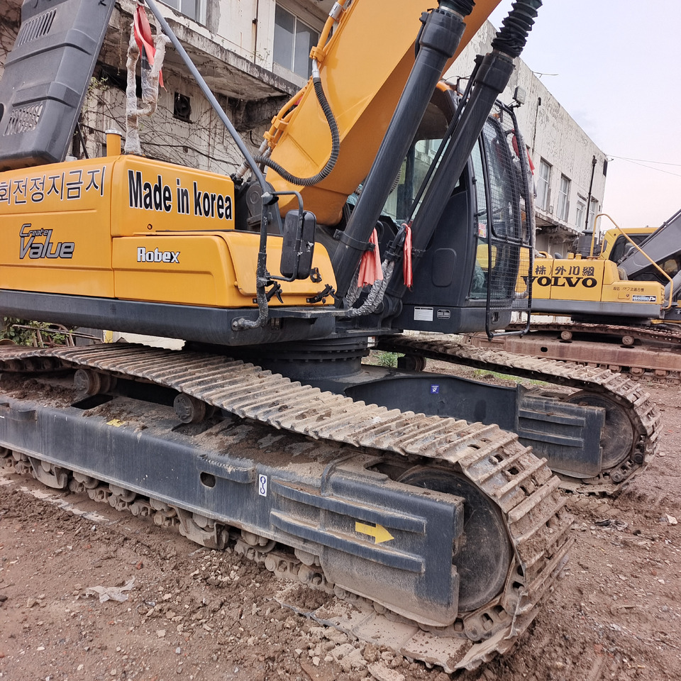 HYUNDAI 305LC-9S - Bandgrävare: bild 3 HYUNDAI 305LC-9S - Bandgrävare: bild 3