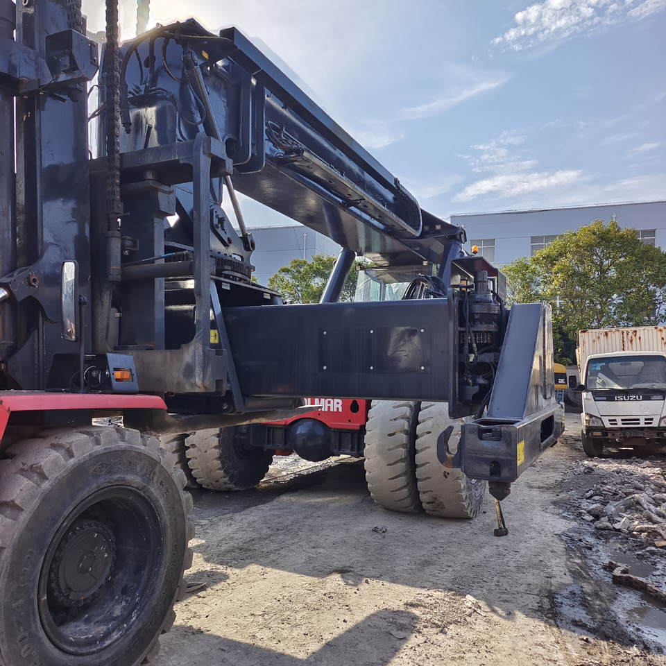KALMAR DRT450 45 TON DRF 450 DRU450 DRD 450 - Reachstacker: bild 3 KALMAR DRT450 45 TON DRF 450 DRU450 DRD 450 - Reachstacker: bild 3