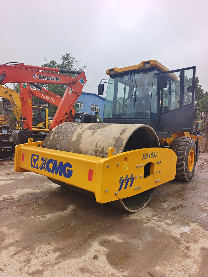 XCMG XS183J - Asfaltvält: bild 2 XCMG XS183J - Asfaltvält: bild 2