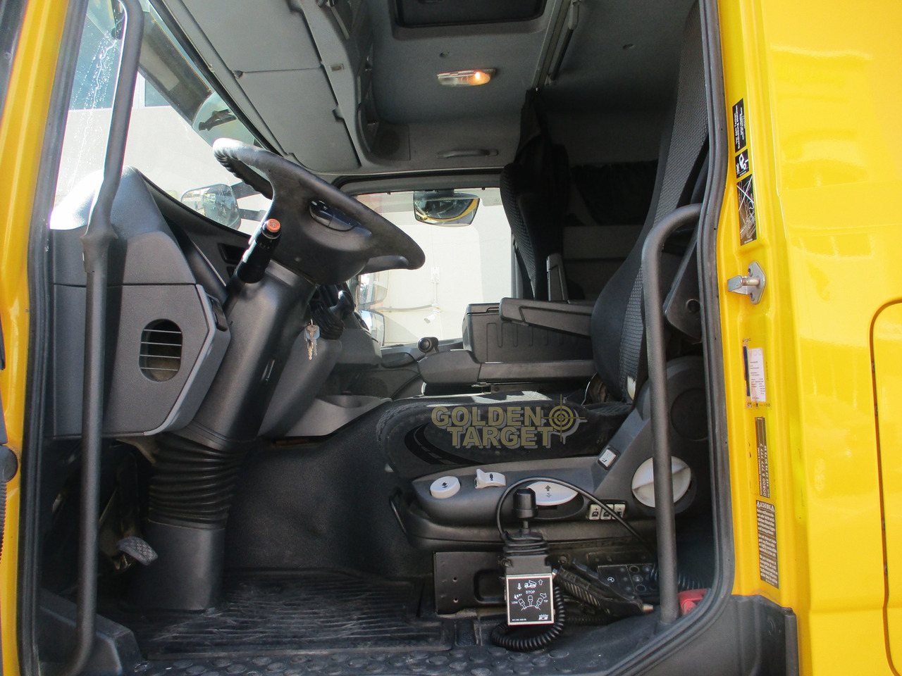 Dragbil MERCEDES-BENZ Actros 2048 4x4 Head Truck: bild 10 Dragbil MERCEDES-BENZ Actros 2048 4x4 Head Truck: bild 10