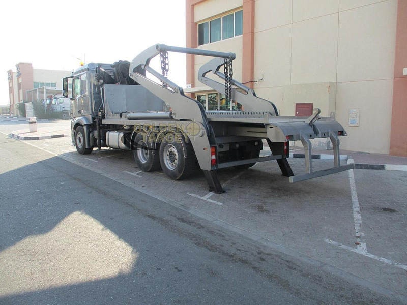 Mercedes-Benz 2642 6×2 Double Skip Loader with HIAB Crane - Lastare: bild 5 Mercedes-Benz 2642 6×2 Double Skip Loader with HIAB Crane - Lastare: bild 5