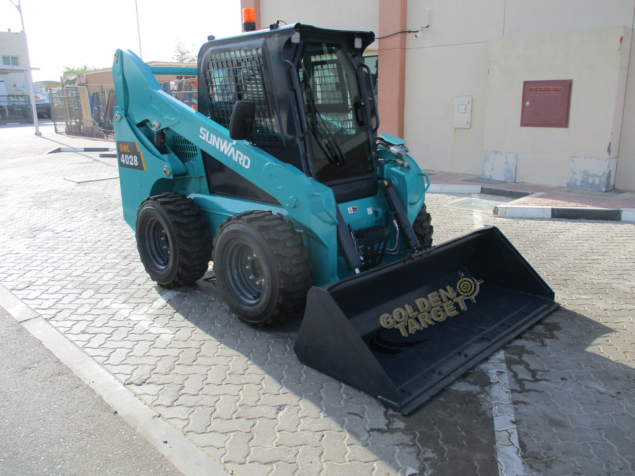 SUNWARD SWL4028 Skid Steer Loader - Kompaktlastare/ Slirstyrda lastare: bild 1 SUNWARD SWL4028 Skid Steer Loader - Kompaktlastare/ Slirstyrda lastare: bild 1