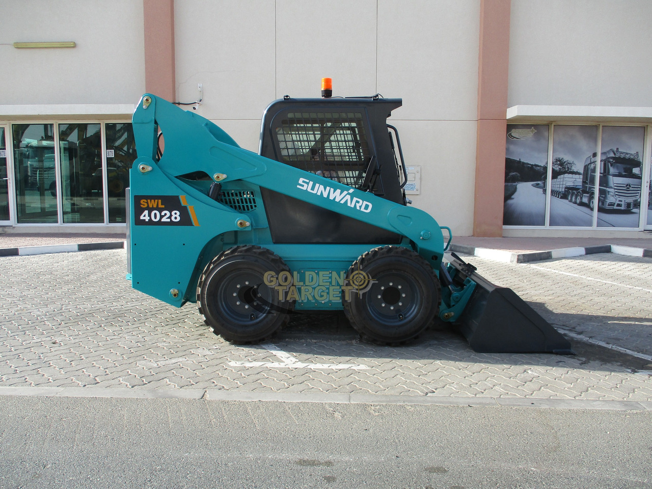 SUNWARD SWL4028 Skid Steer Loader - Kompaktlastare/ Slirstyrda lastare: bild 5 SUNWARD SWL4028 Skid Steer Loader - Kompaktlastare/ Slirstyrda lastare: bild 5