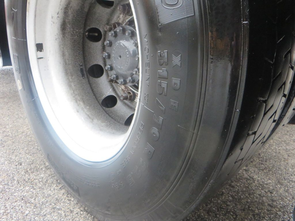 Renault Premium 450 4x2Tractor ADR Retarder Renault Premium 450 4x2Tractor ADR Retarder - Dragbil: bild 5 Renault Premium 450 4x2Tractor ADR Retarder Renault Premium 450 4x2Tractor ADR Retarder - Dragbil: bild 5