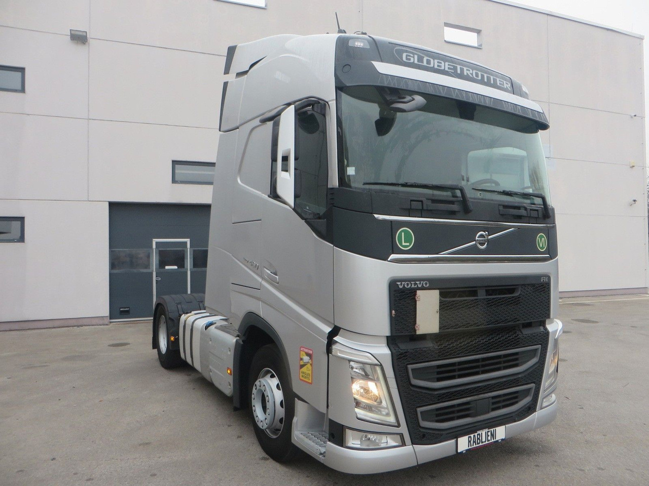 Volvo FH460 4x2Tractor - Dragbil: bild 2 Volvo FH460 4x2Tractor - Dragbil: bild 2