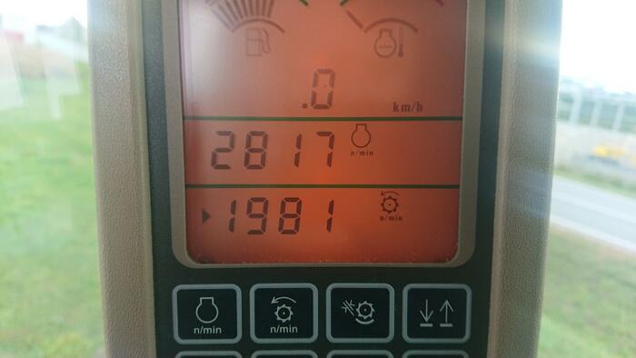 John Deere C 670 - Skördetröska: bild 4 John Deere C 670 - Skördetröska: bild 4