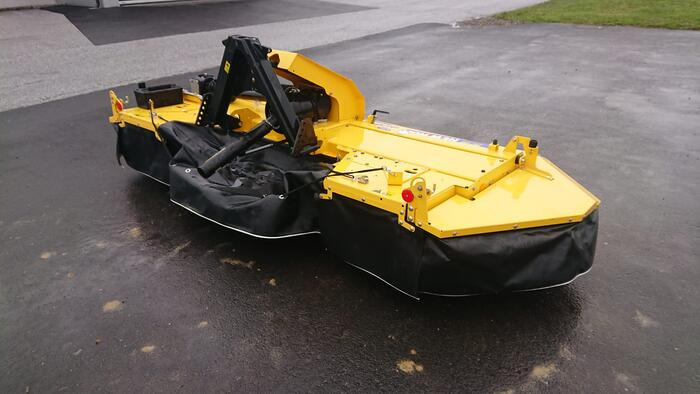 New Holland DuraDisc F 300 - Slåttermaskin: bild 3 New Holland DuraDisc F 300 - Slåttermaskin: bild 3