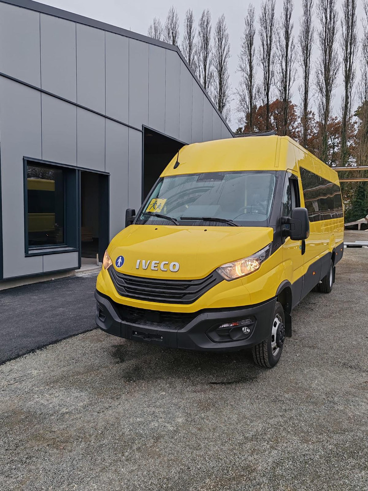 5 MINIBUS IVECO DAILY NEUF ET NON IMMATRICULE - Minibuss, Persontransport: bild 5 5 MINIBUS IVECO DAILY NEUF ET NON IMMATRICULE - Minibuss, Persontransport: bild 5
