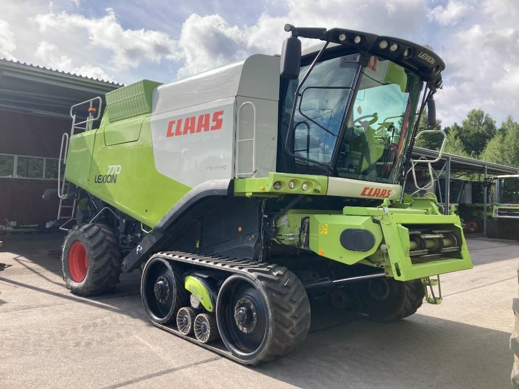 Claas Lexion 770 TT - Skördetröska: bild 1 Claas Lexion 770 TT - Skördetröska: bild 1
