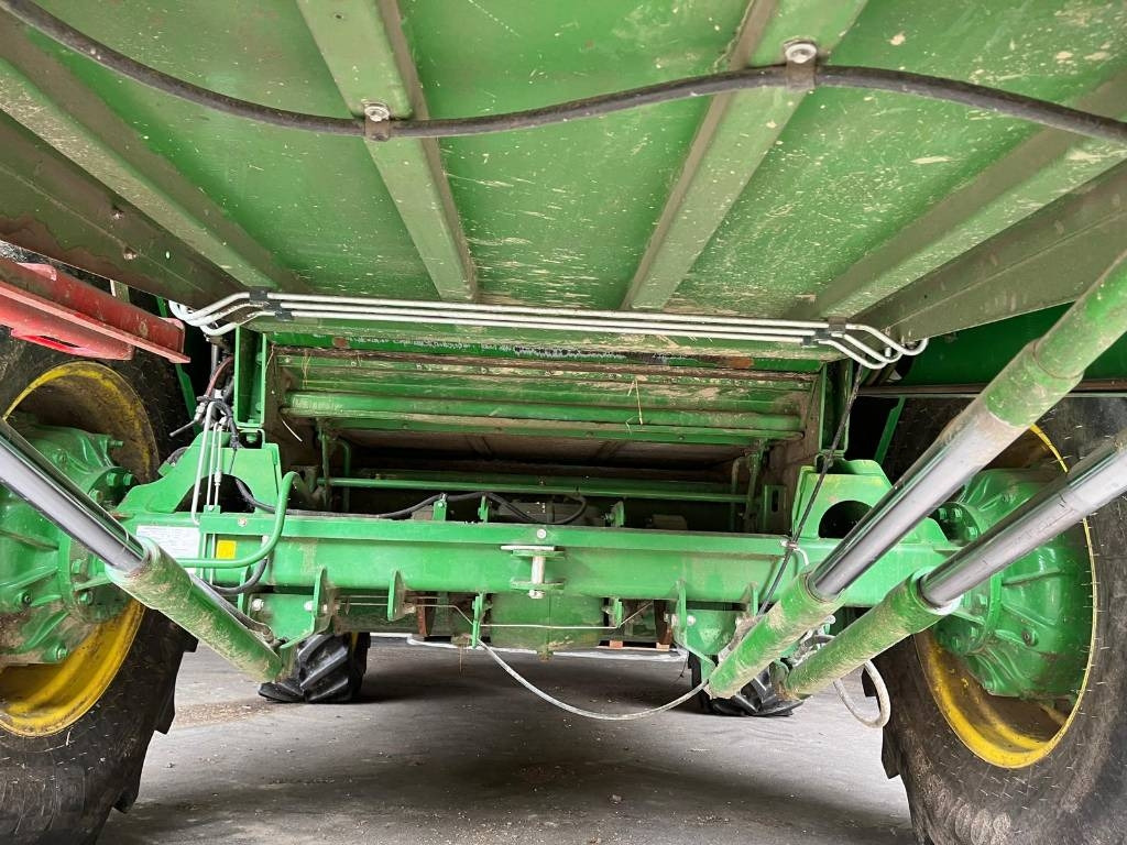 John Deere W 440 - Skördetröska: bild 2 John Deere W 440 - Skördetröska: bild 2