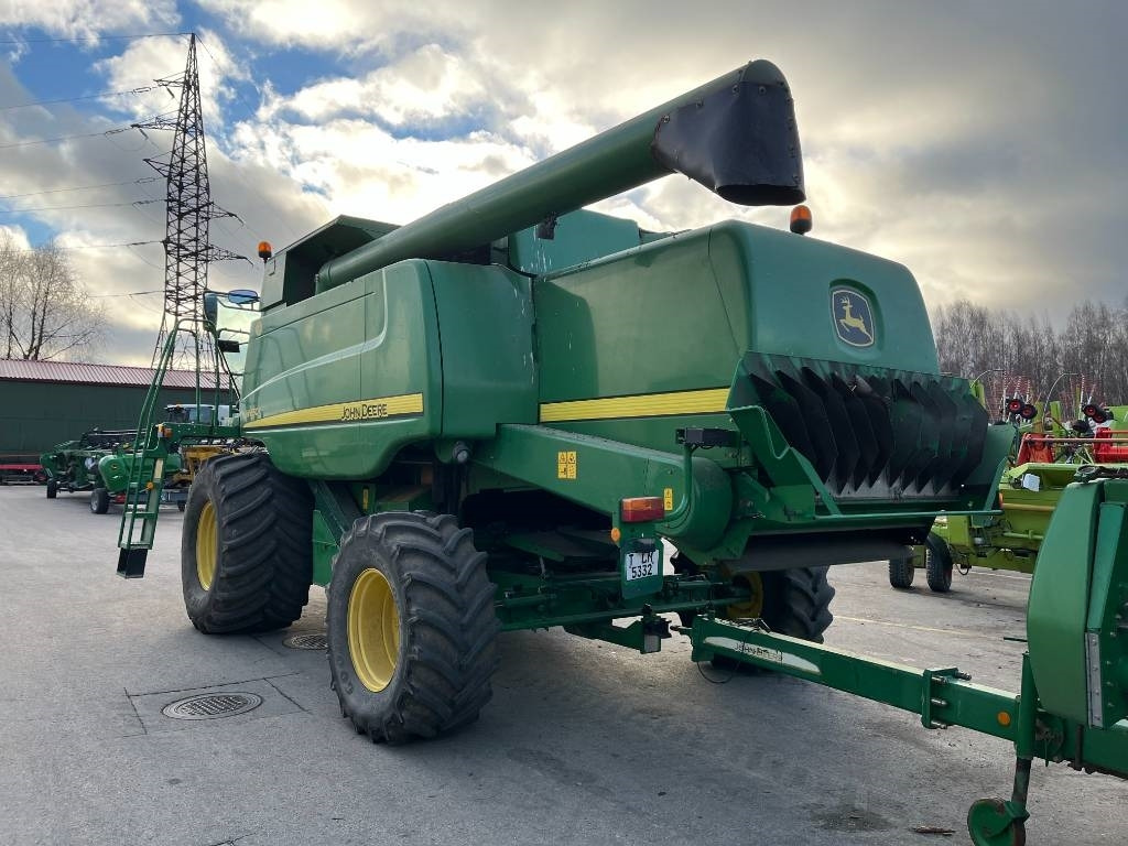 John Deere W 650 i - Skördetröska: bild 4 John Deere W 650 i - Skördetröska: bild 4