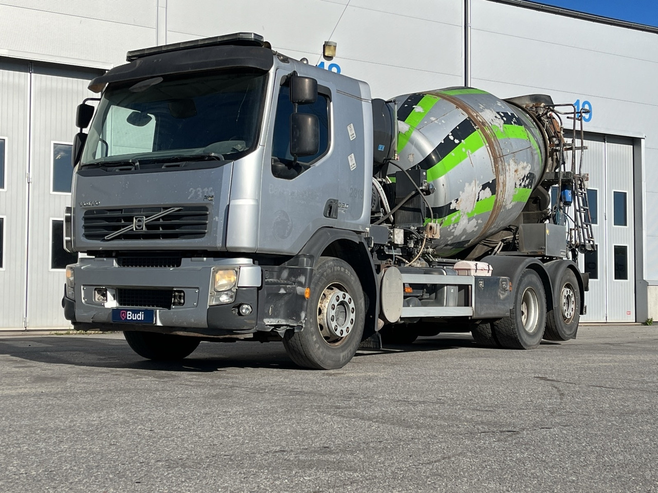 Betongbil Volvo FE 320 6*2 -2008 | Reparationsobjekt - Betongbil: bild 1 Betongbil Volvo FE 320 6*2 -2008 | Reparationsobjekt - Betongbil: bild 1