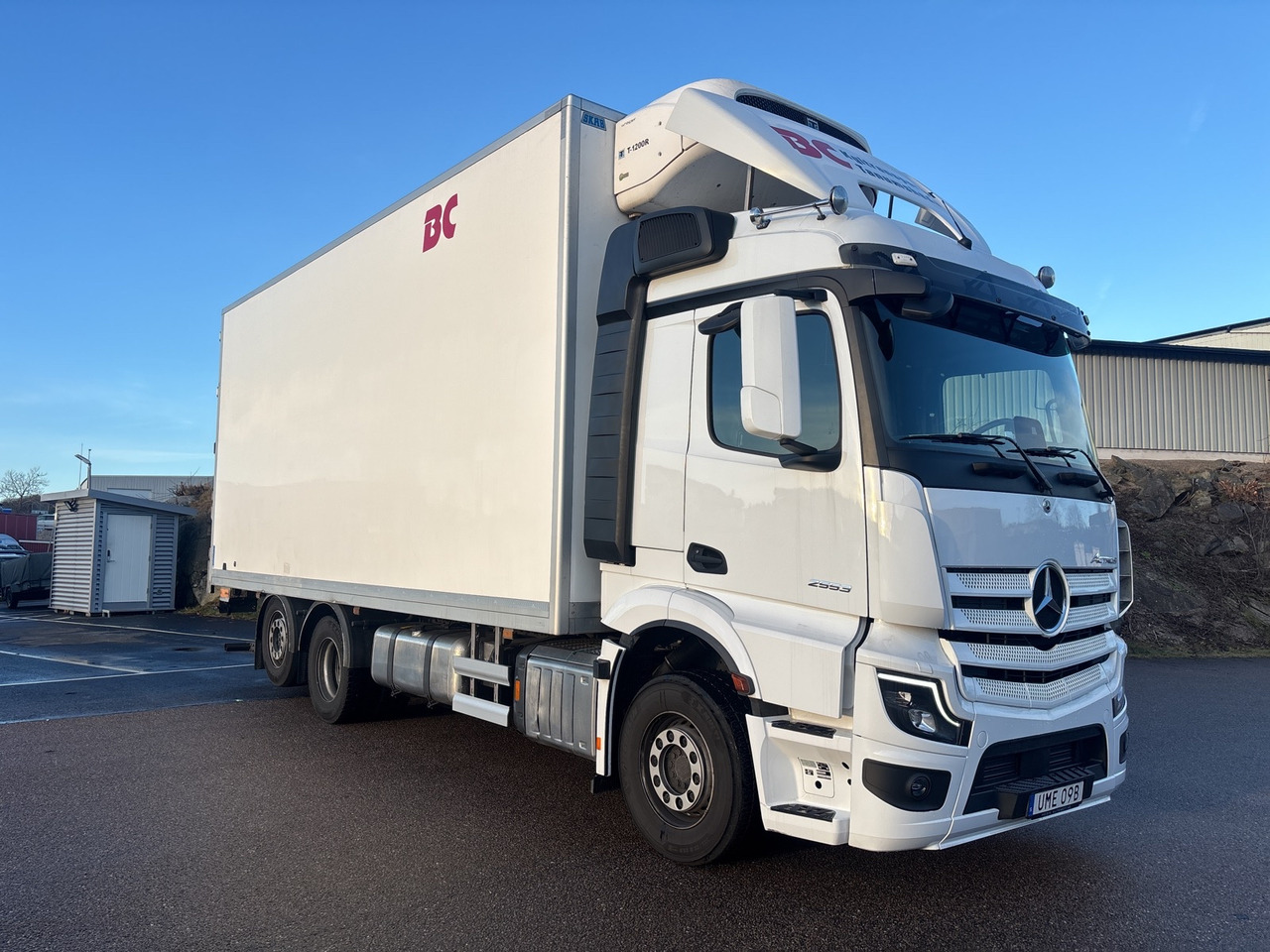 Kylbil Mercedes-Benz Actros -2024 - Kylbil lastbil: bild 1 Kylbil Mercedes-Benz Actros -2024 - Kylbil lastbil: bild 1