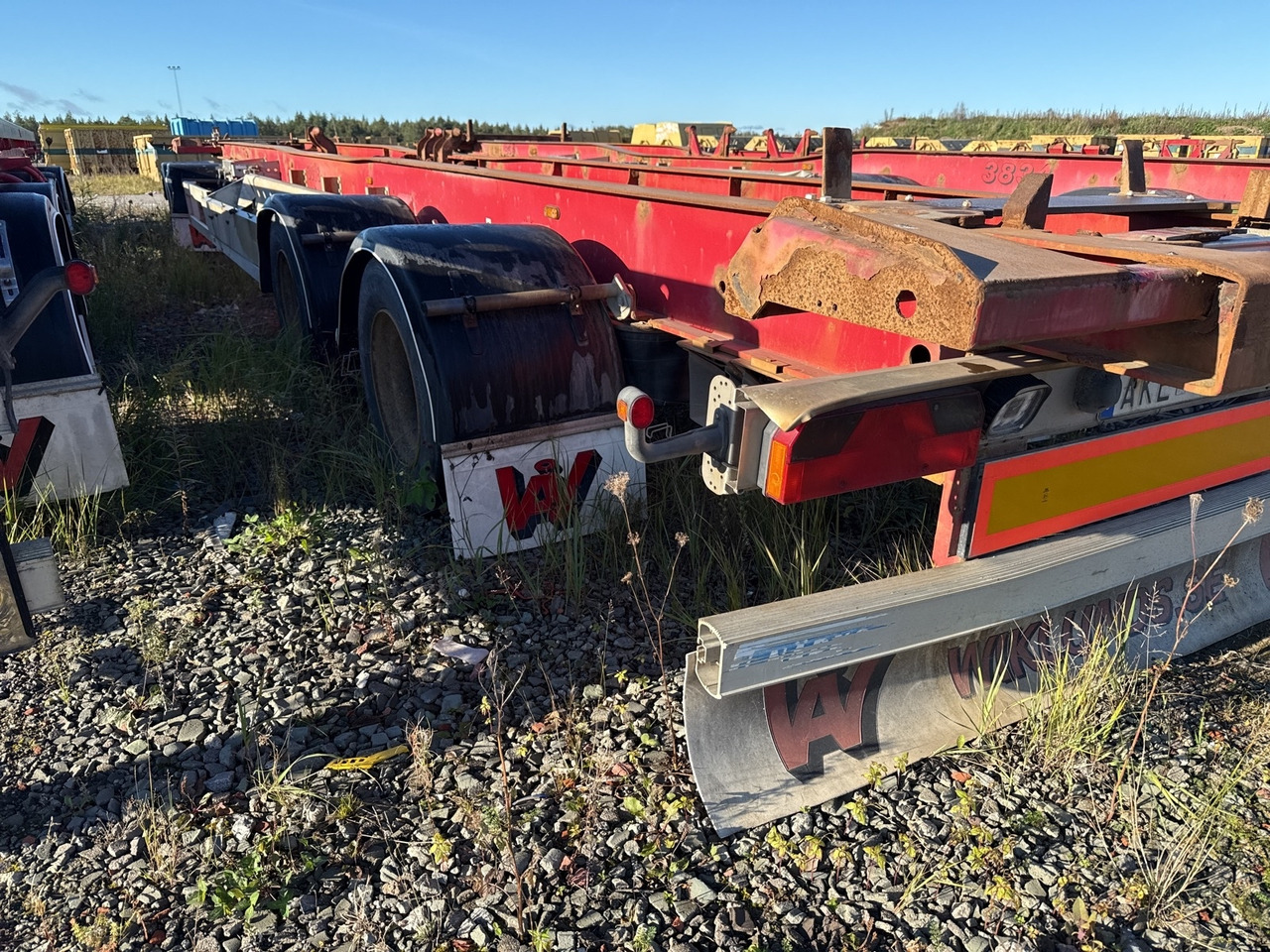 Lastväxlarsläp NÄRKO D4YF51H11 -2007 REP OBJEKT - Lastväxlarsläp/ Liftdumpersläp: bild 1 Lastväxlarsläp NÄRKO D4YF51H11 -2007 REP OBJEKT - Lastväxlarsläp/ Liftdumpersläp: bild 1