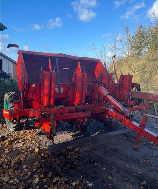 Kverneland UN 3200 - Potatissättare: bild 2 Kverneland UN 3200 - Potatissättare: bild 2