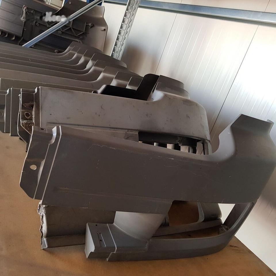 Mercedes-Benz A 940 880 04 70   Mercedes-Benz ATEGO truck - Stötfångare för Lastbil: bild 5 Mercedes-Benz A 940 880 04 70   Mercedes-Benz ATEGO truck - Stötfångare för Lastbil: bild 5