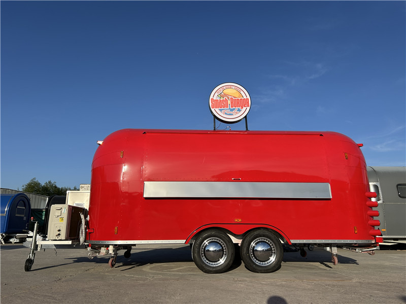 Burger Van Smash Burger Trailer |Handcrafted Burgers & Fries Food Truck - Försäljningsvagn: bild 1 Burger Van Smash Burger Trailer |Handcrafted Burgers & Fries Food Truck - Försäljningsvagn: bild 1