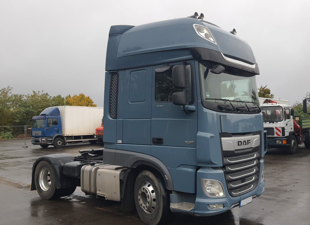 Dragbil DAF XF 530 SSC Kipphydraulik, Standklima, Retarder: bild 1
