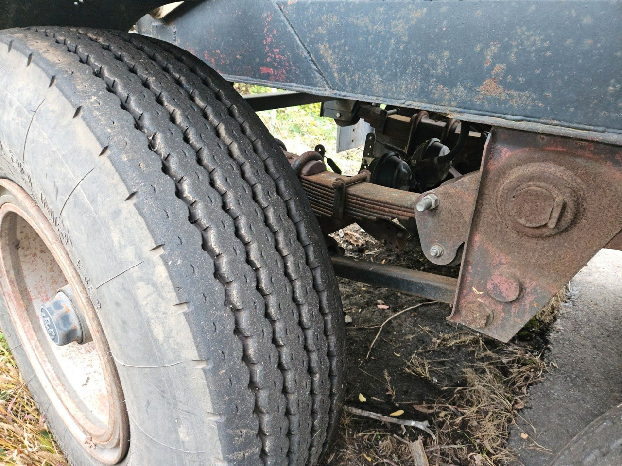 Kässbohrer Silo Güllefaß 33m³ Blattfederung - Bulktrailer: bild 5 Kässbohrer Silo Güllefaß 33m³ Blattfederung - Bulktrailer: bild 5