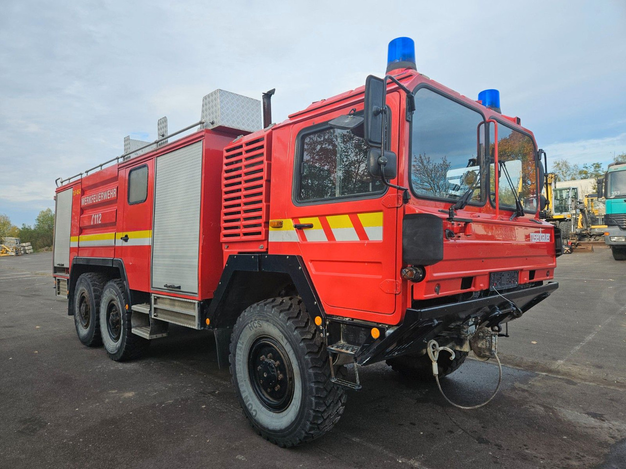 MAN KAT 6x6 Tanklöschfahrzeug - Tankbil: bild 2 MAN KAT 6x6 Tanklöschfahrzeug - Tankbil: bild 2