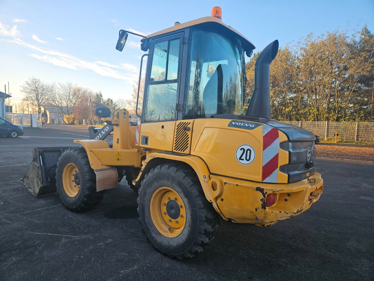 Volvo L30G Radlader mit Klappschaufel - Hjullastare: bild 4 Volvo L30G Radlader mit Klappschaufel - Hjullastare: bild 4