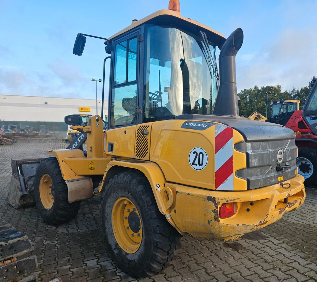 Volvo L30G Radlader mit Klappschaufel - Hjullastare: bild 2 Volvo L30G Radlader mit Klappschaufel - Hjullastare: bild 2