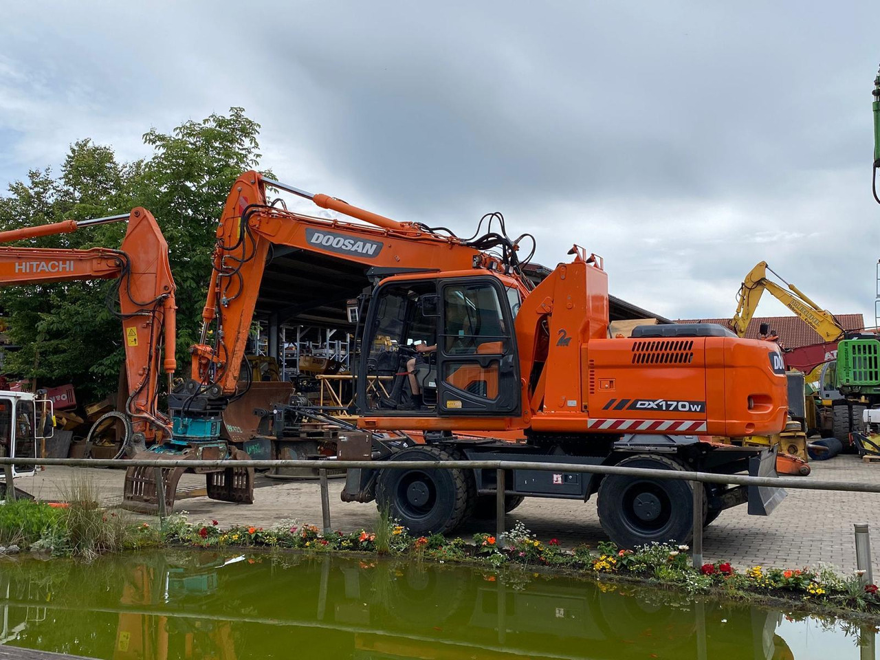 Doosan DX 170 W - Grävmaskin på däck: bild 3 Doosan DX 170 W - Grävmaskin på däck: bild 3