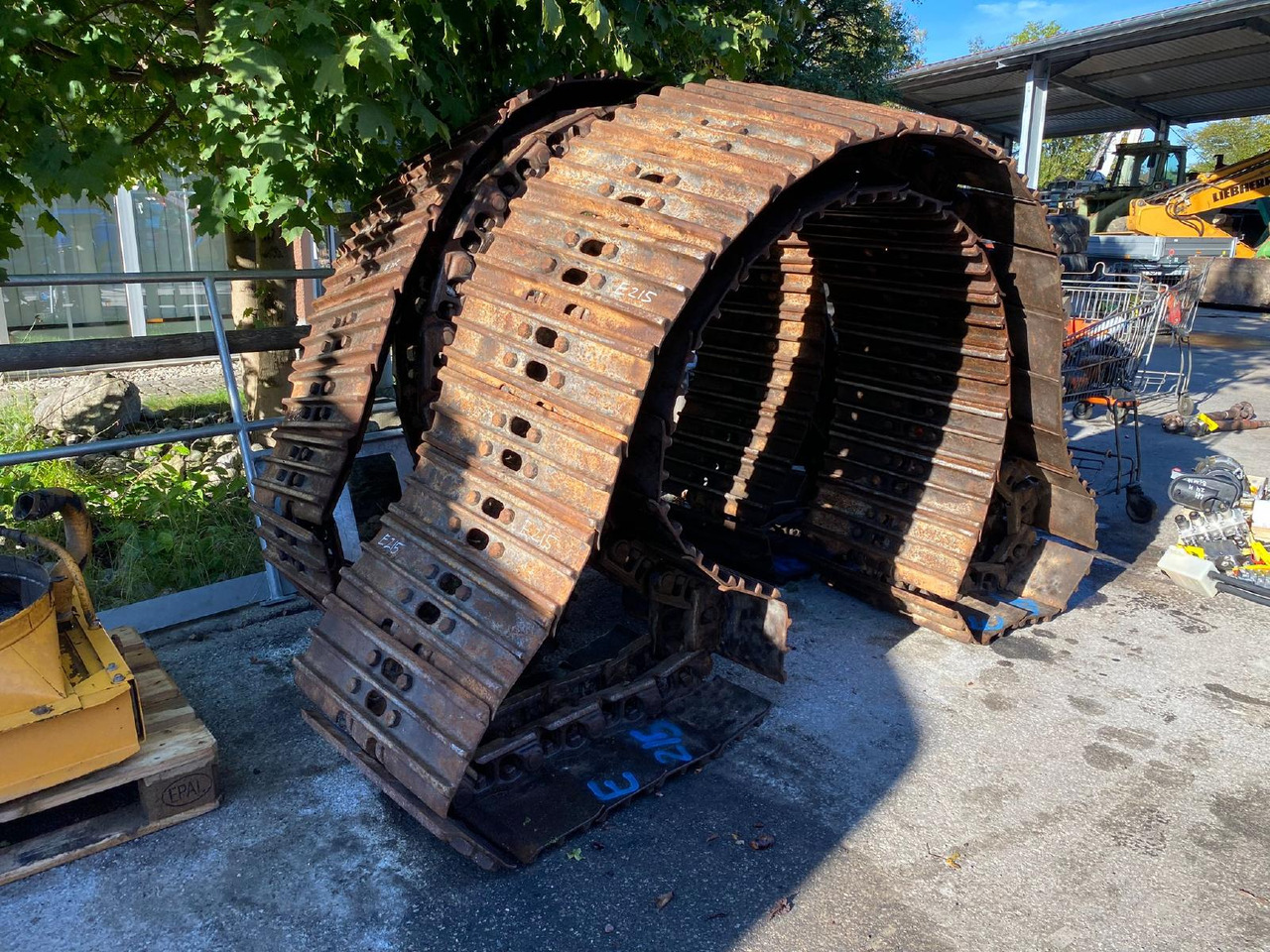 Fiat-Kobelco E215 - Larvband för Byggmaskiner: bild 3 Fiat-Kobelco E215 - Larvband för Byggmaskiner: bild 3