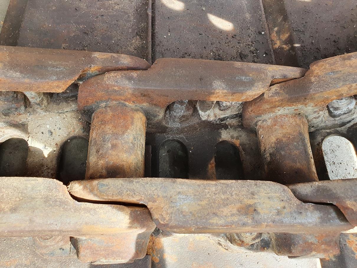 Furukawa 738 LS - Larvband för Byggmaskiner: bild 3 Furukawa 738 LS - Larvband för Byggmaskiner: bild 3