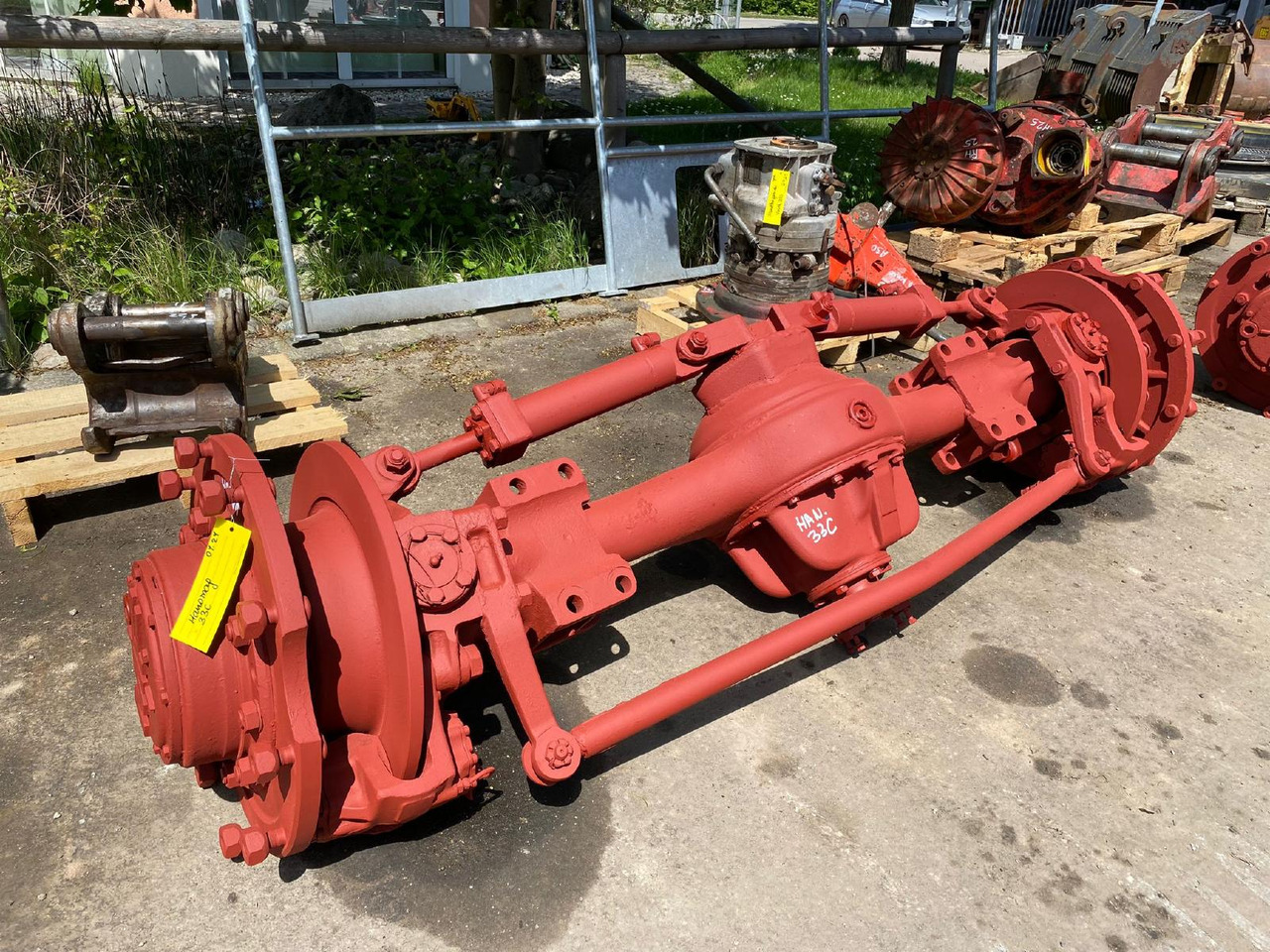 Hanomag 33C - Axel och reservdelar för Byggmaskiner: bild 1 Hanomag 33C - Axel och reservdelar för Byggmaskiner: bild 1