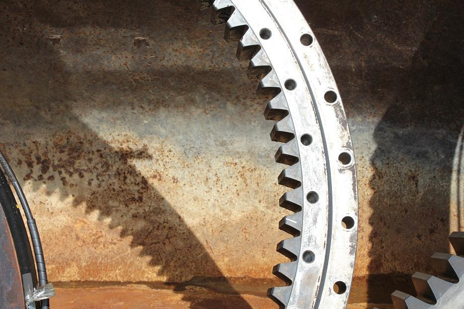 Hitachi 220 - Svängkrans för Byggmaskiner: bild 4 Hitachi 220 - Svängkrans för Byggmaskiner: bild 4