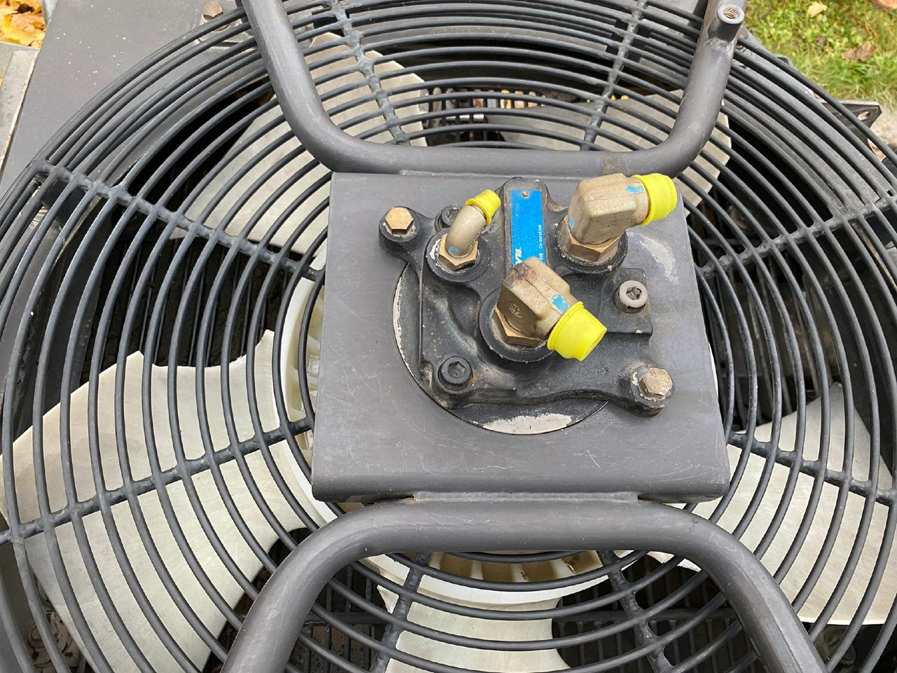 Hitachi ZW 150 - Kylsystem för Byggmaskiner: bild 4 Hitachi ZW 150 - Kylsystem för Byggmaskiner: bild 4