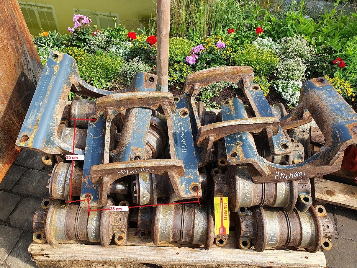 Hyundai Robex 220 LC 9A - Undervagnsdelar för Grävmaskin: bild 1 Hyundai Robex 220 LC 9A - Undervagnsdelar för Grävmaskin: bild 1