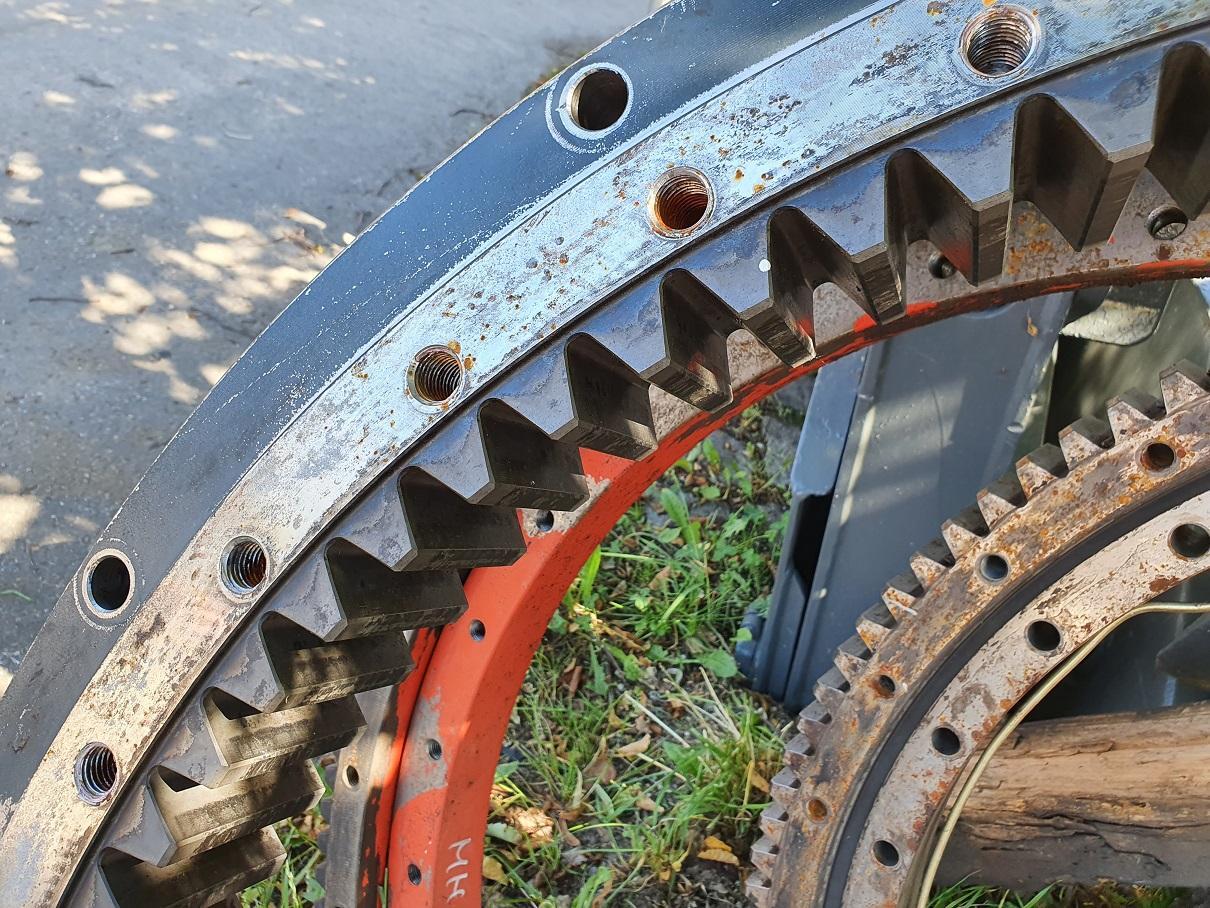 Hyundai Robex 220 LC 9A - Svängkrans för Byggmaskiner: bild 4 Hyundai Robex 220 LC 9A - Svängkrans för Byggmaskiner: bild 4