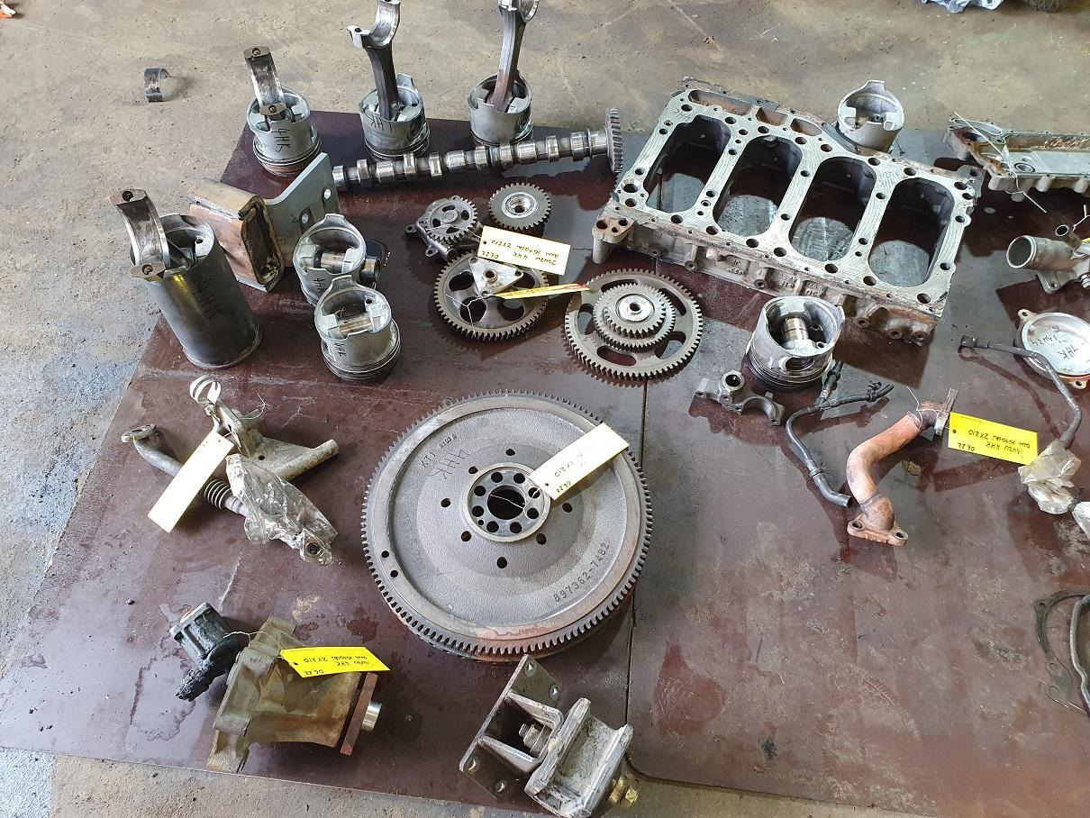 Isuzu 4HK 1X - Cylinderblock för Lastbil: bild 3 Isuzu 4HK 1X - Cylinderblock för Lastbil: bild 3