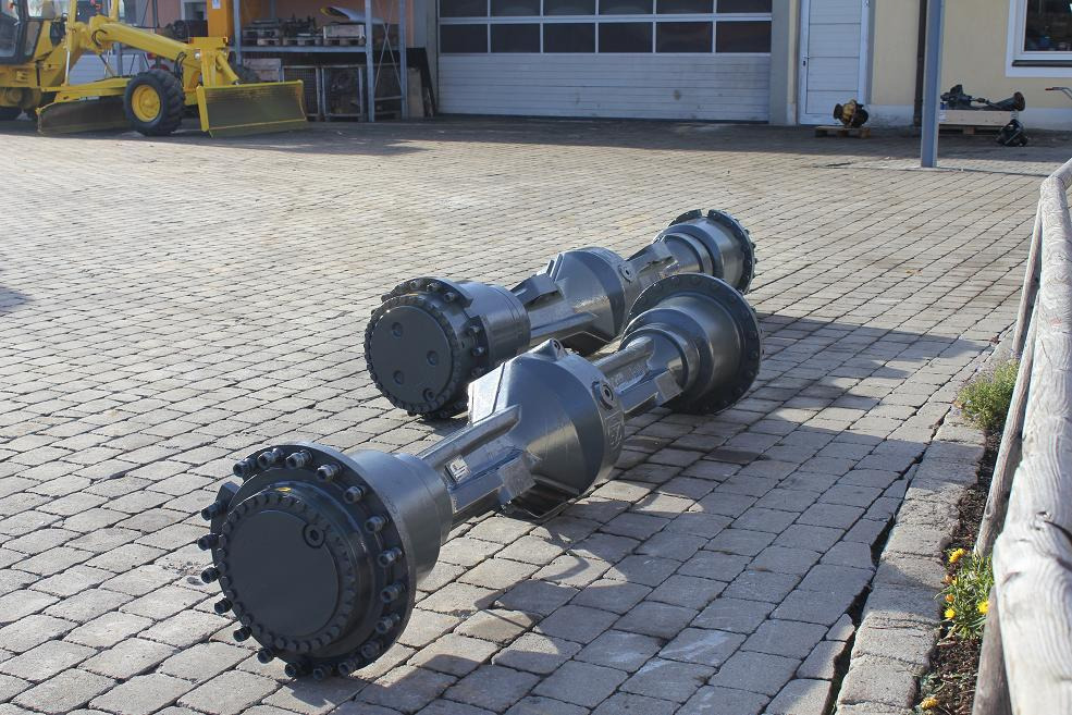 Axel och reservdelar för Byggmaskiner Liebherr LH 551 Achse 411/LK: bild 11