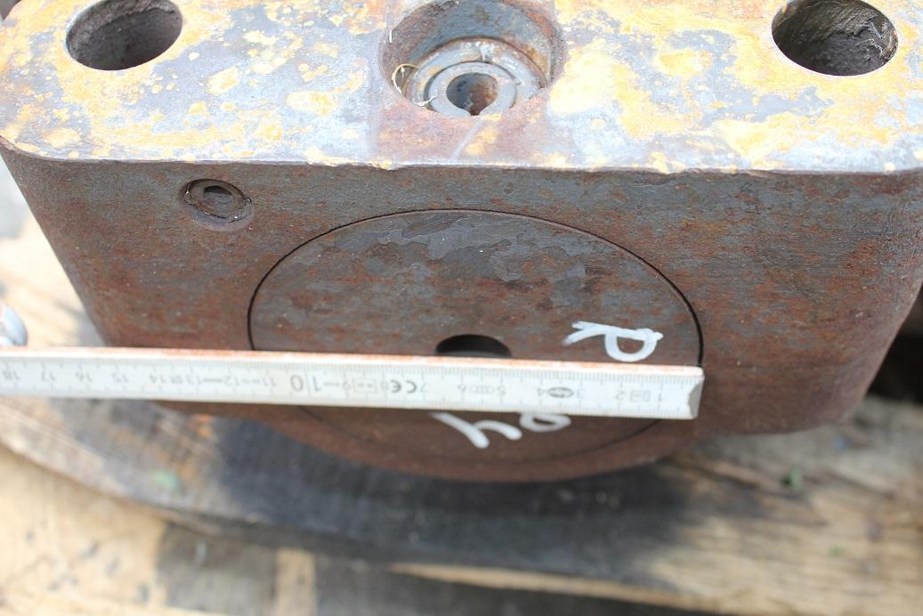 Liebherr R 984 - Larvband - Rulle för Byggmaskiner: bild 4 Liebherr R 984 - Larvband - Rulle för Byggmaskiner: bild 4