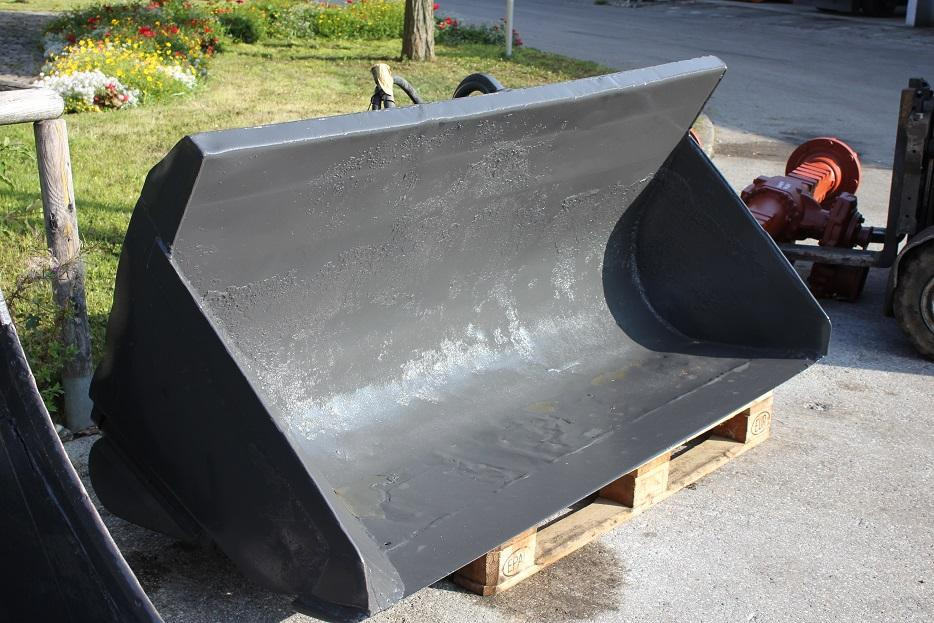 Schaeff SKL831/ ZL 6B - Lastarskopa för Byggmaskiner: bild 1 Schaeff SKL831/ ZL 6B - Lastarskopa för Byggmaskiner: bild 1