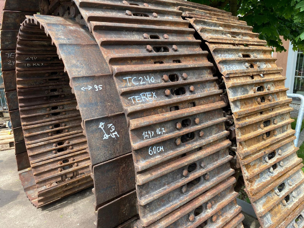 Terex TC 240 - Larvband för Byggmaskiner: bild 3 Terex TC 240 - Larvband för Byggmaskiner: bild 3