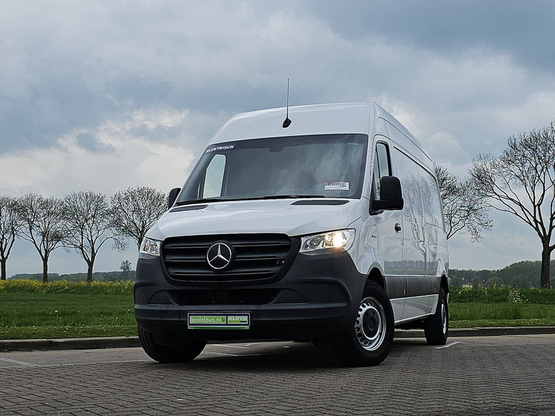 Mercedes-Benz eSprinter  L2H2 41KwH Elektrisc - Skåpbil, El transportbil: bild 1 Mercedes-Benz eSprinter  L2H2 41KwH Elektrisc - Skåpbil, El transportbil: bild 1