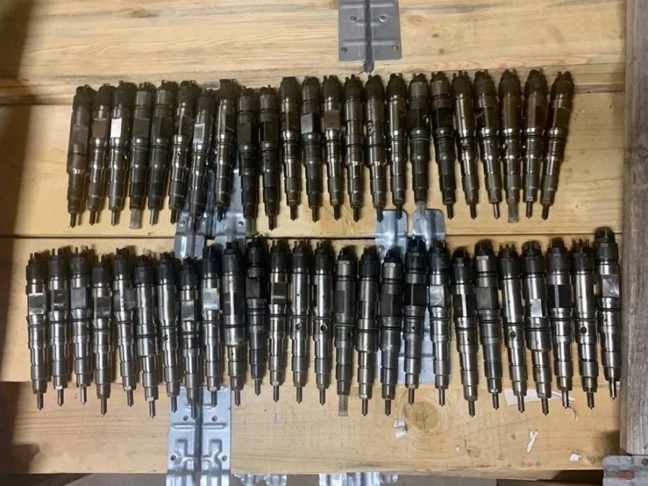 Bosch MAN TGX TGS Common Rail 0445120202 MAN TGX TGS 0445 120 202 różne numery Bosch original truck - Injektor för Lastbil: bild 1 Bosch MAN TGX TGS Common Rail 0445120202 MAN TGX TGS 0445 120 202 różne numery Bosch original truck - Injektor för Lastbil: bild 1