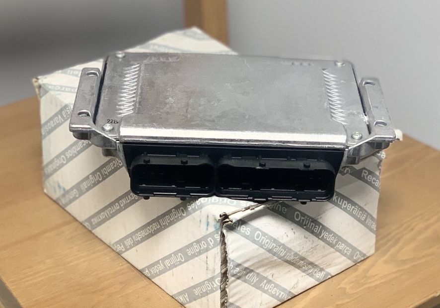 Bosch Sterownik Silnika Engine Control Ducato 2.8 HDI 281011755 for FIAT Ducato Boxer Jumper 2.8HDI 2000 - 2006 Oryginał NOWY commercial vehicle - Kontrollenhet för Transportbil: bild 3 Bosch Sterownik Silnika Engine Control Ducato 2.8 HDI 281011755 for FIAT Ducato Boxer Jumper 2.8HDI 2000 - 2006 Oryginał NOWY commercial vehicle - Kontrollenhet för Transportbil: bild 3